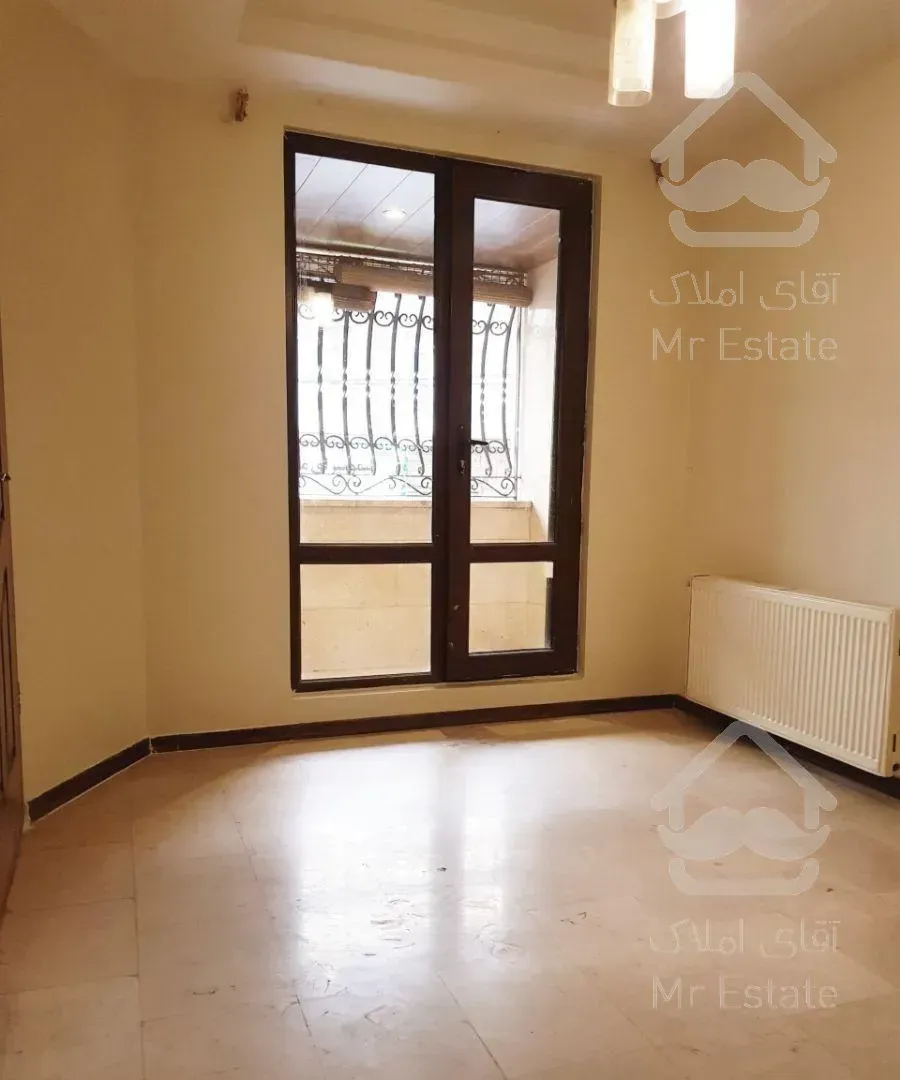 ۱۱۰ متر * خوش نقشه * دیباجی جنوبی * ۲ پارکینگ سندی