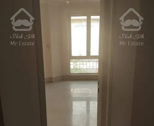 ۵۷۷ متر ویلا//باغ فردوس