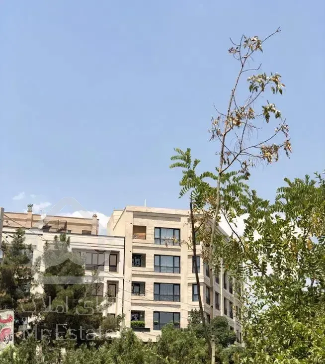 آپارتمان ۱۲۹ متری/۲خواب/کم واحد/استخر دار/بی نظیر