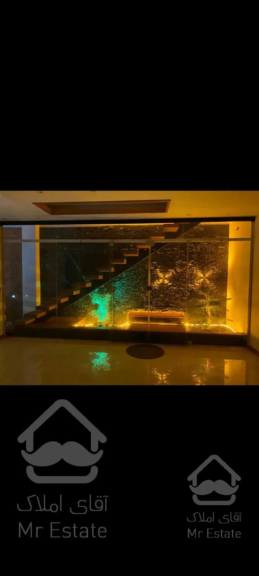 ویلا تریبلکس در پلاک یک جنگل