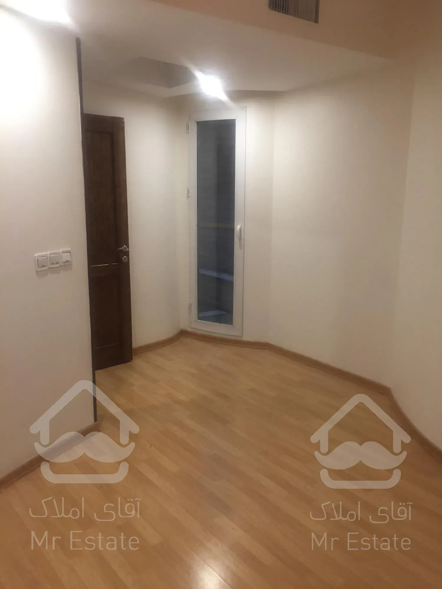 آپارتمان ۱۸۰ متری۳ خواب