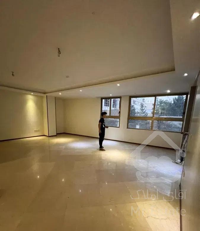 ١٦٥ متر ٣ خوابه ولنجک /٢پارکینگ