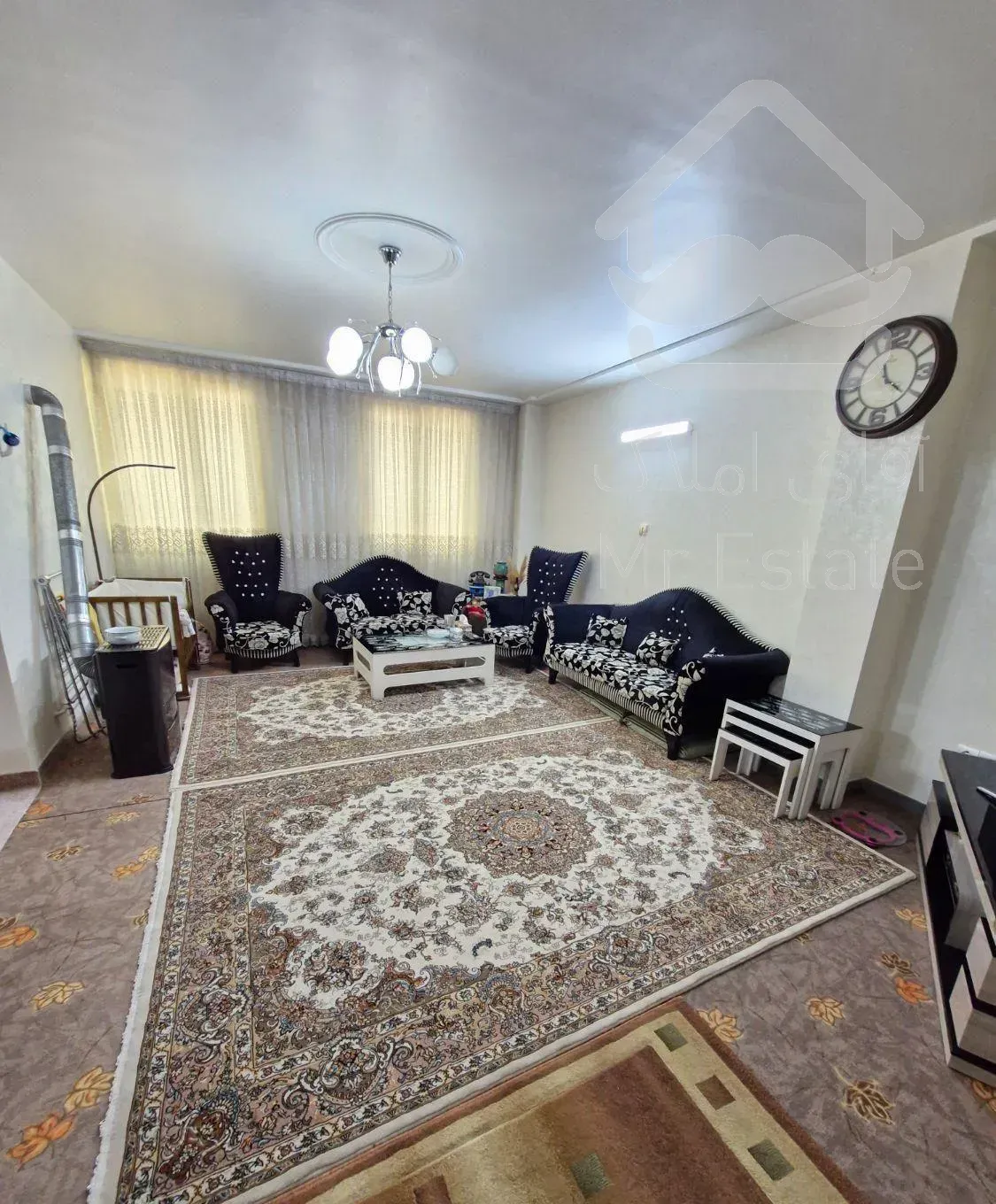 ۶۸متر/۲خواب/روبه کوچه/۱۰ واحدی/شهرک سینا