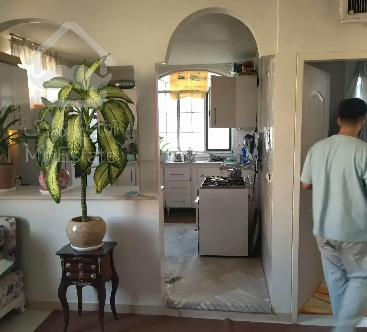 68متر اپارتمان 17شهریوربالا تر از میدان خراسان