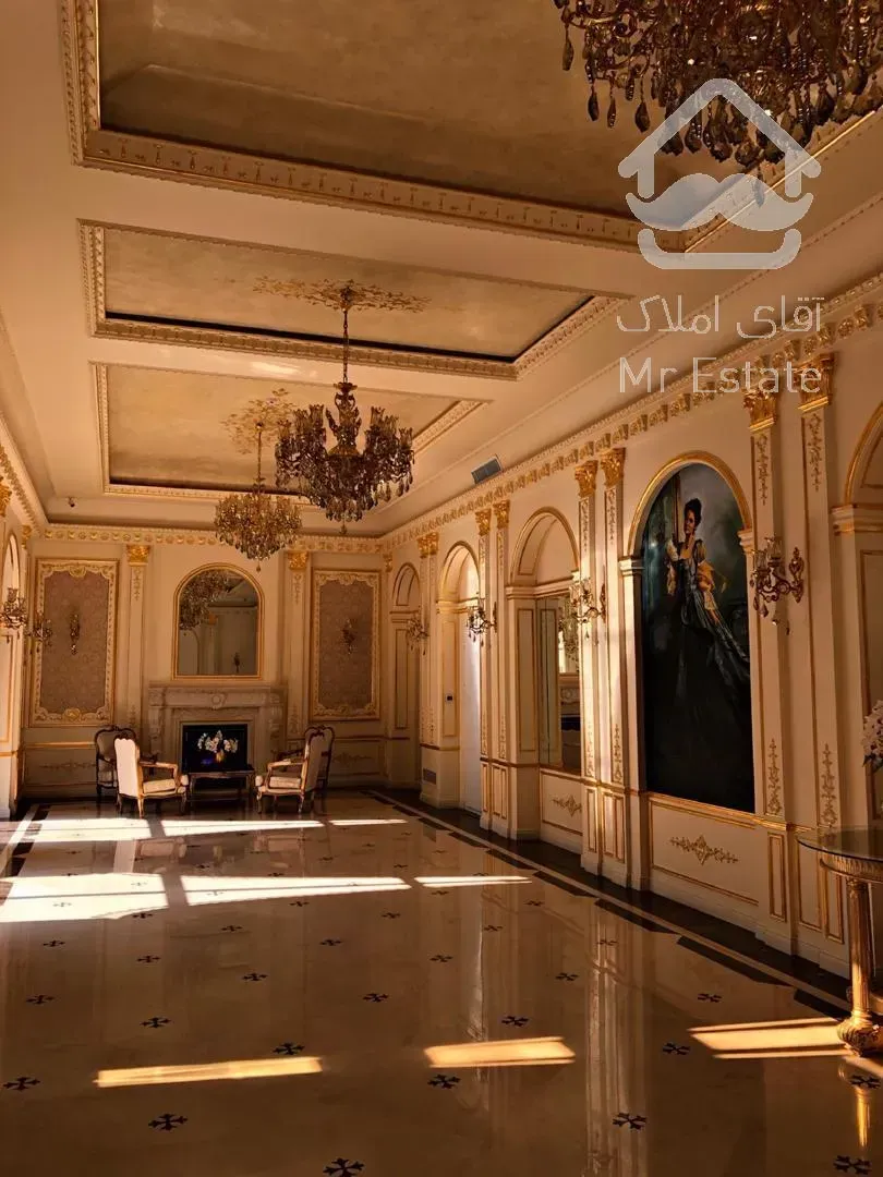 ۲۴۰ متر زعفرانیه بر فراز ابرها طبقه۱۲