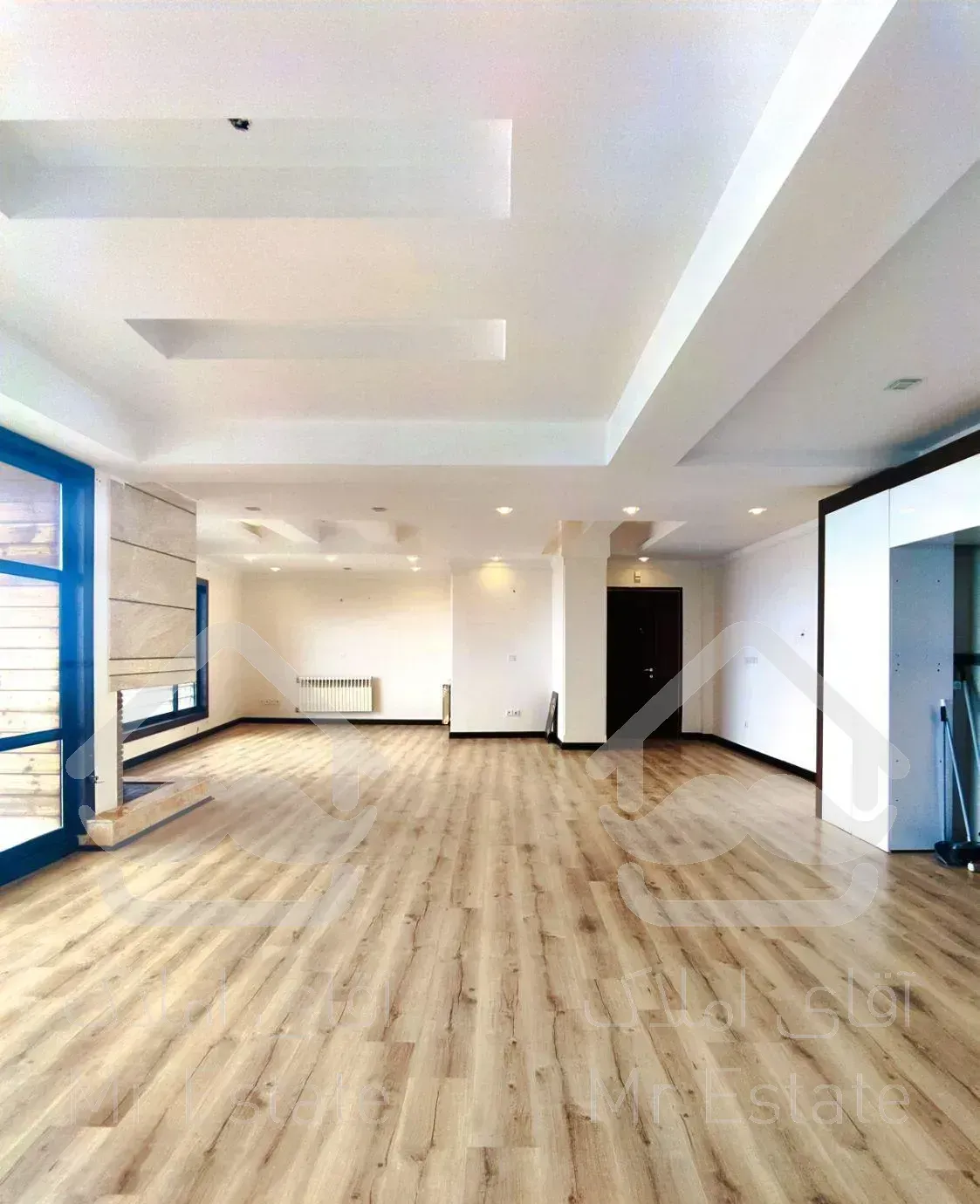 فروش آپارتمان ۱۵۰ متر در نخست وزیری با ویو ابدی