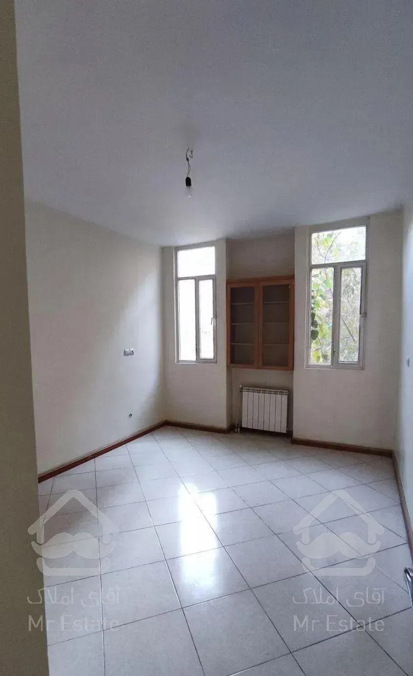 اپارتمان ۱۳۰ متر ۳ خواب