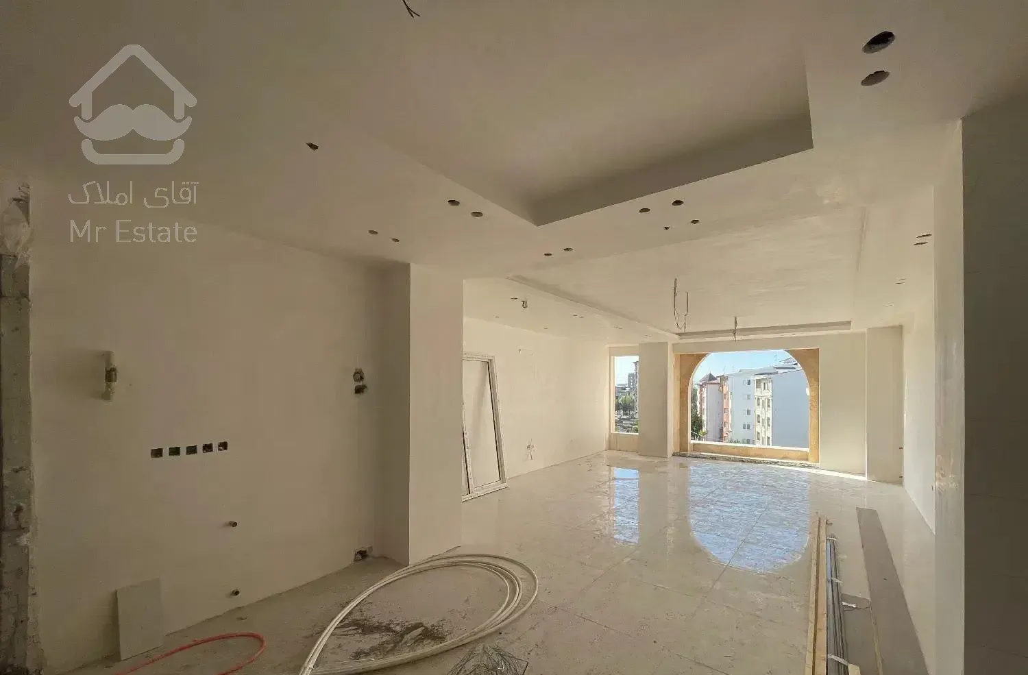 آپارتمان ۱۳۰ متری استخردار مدرن در رادیودریا