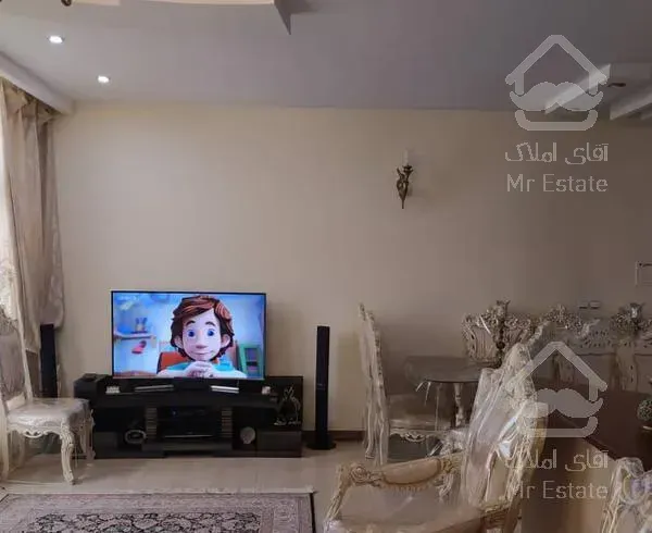 72 متری فول امکانات سیصد متری