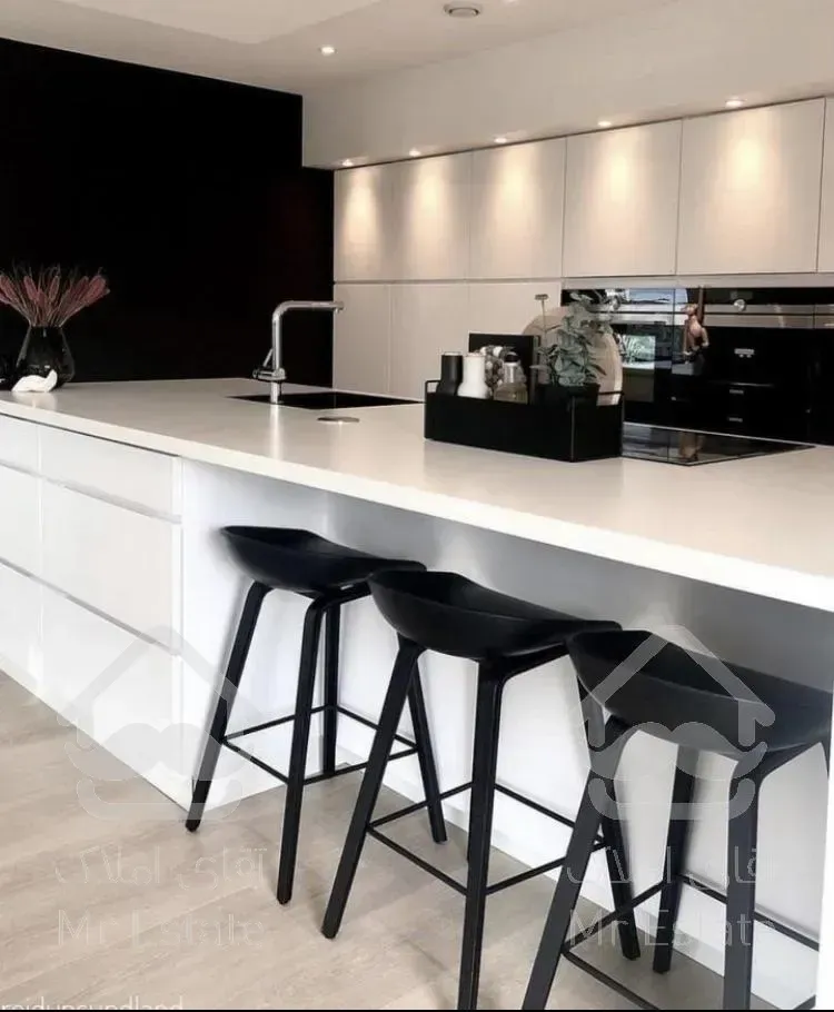 ۱۲۰متری دریاچه تهاتر سرمایه گذاری