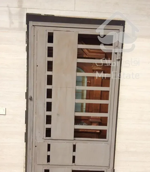 رنگ امیزی ساختمان دروپنجره