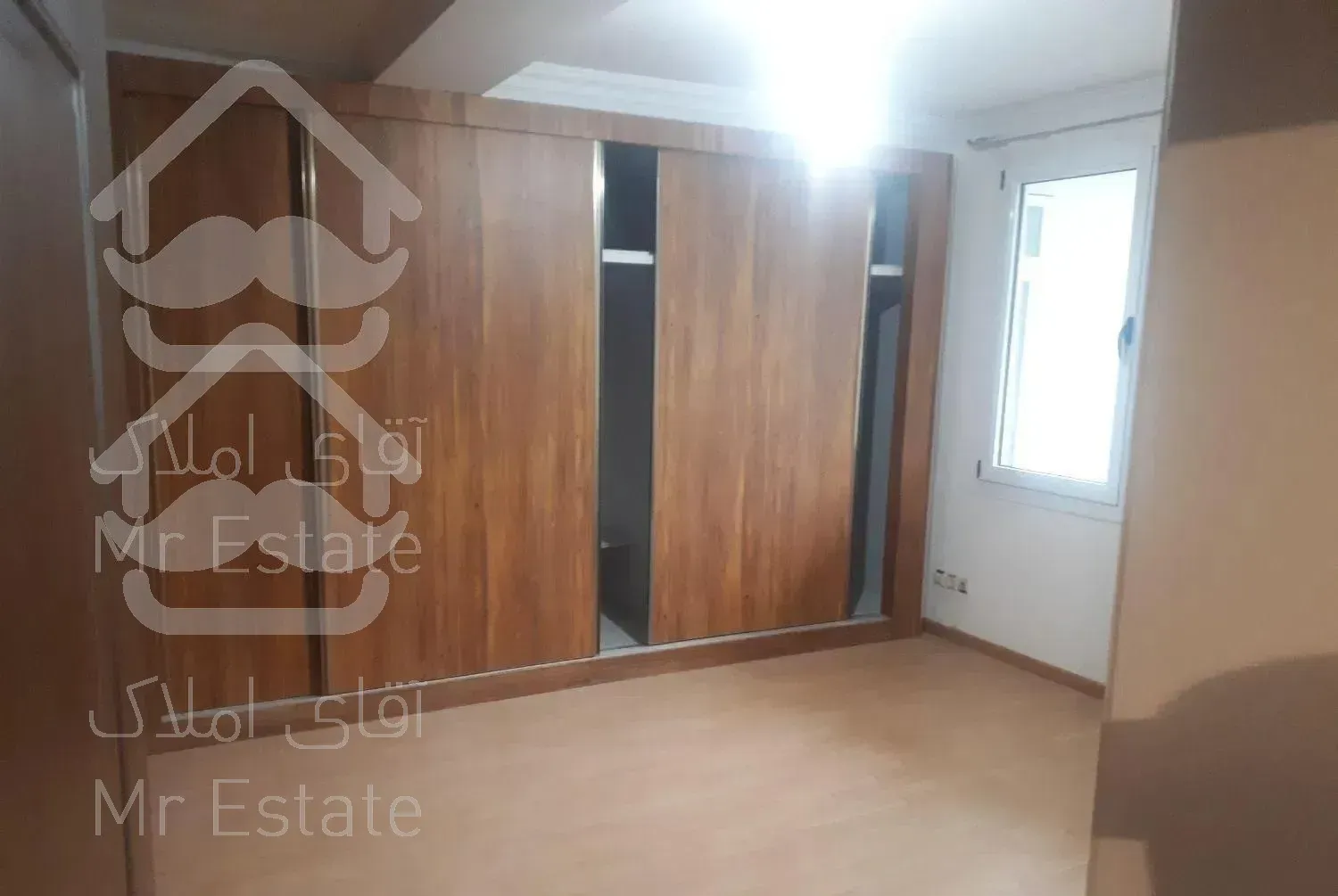 اختیاریه ۲۱۵ متر ۴خواب