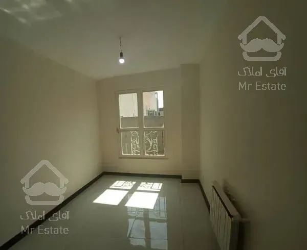 ۸۶متر/سالن پرده خور/تاپ لوکیشن/مالک شدیداً فروشنده