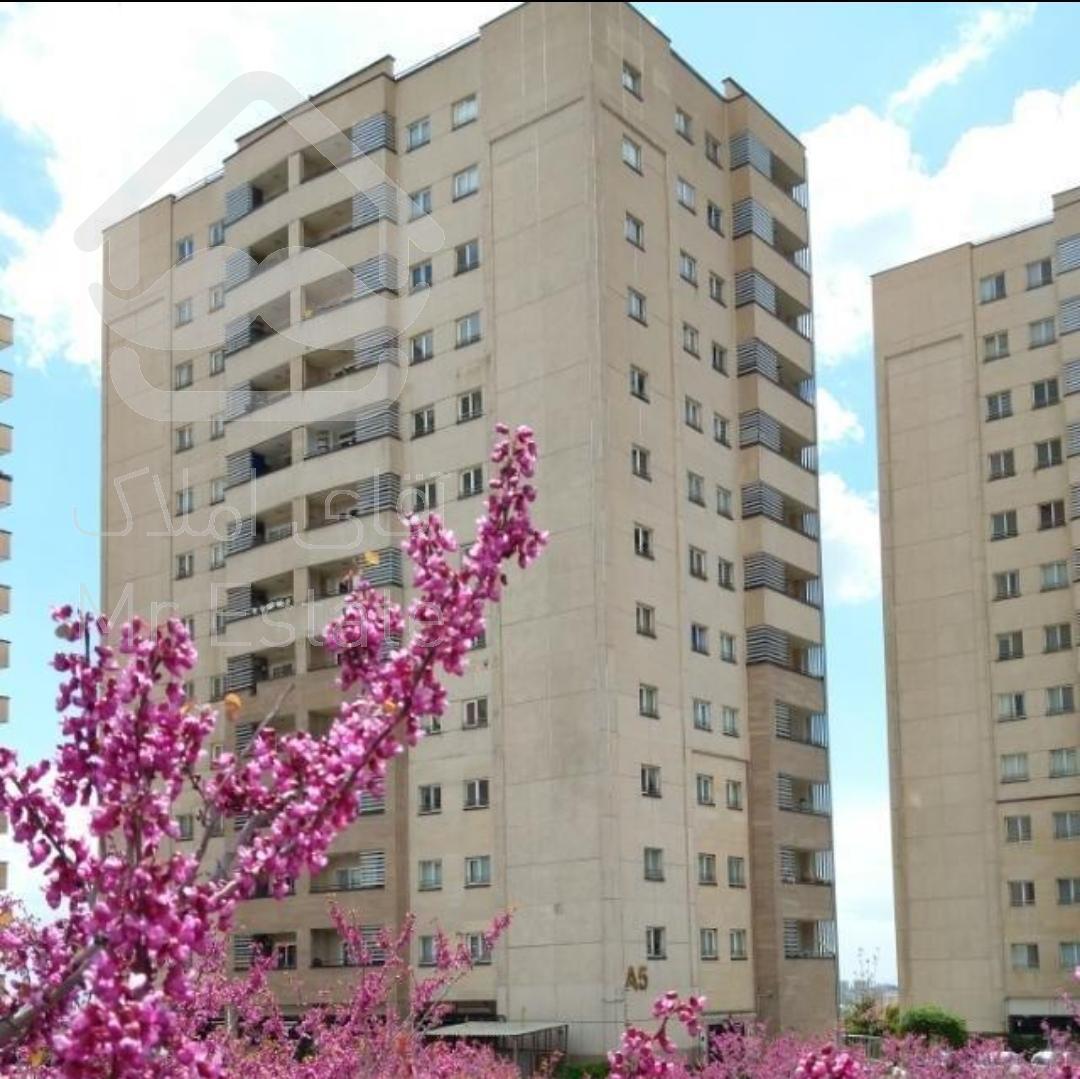 خرید آپارتمان ۱۴۶ متری سه خواب سند تک برگ برج صیاد دریاچه چیتگر