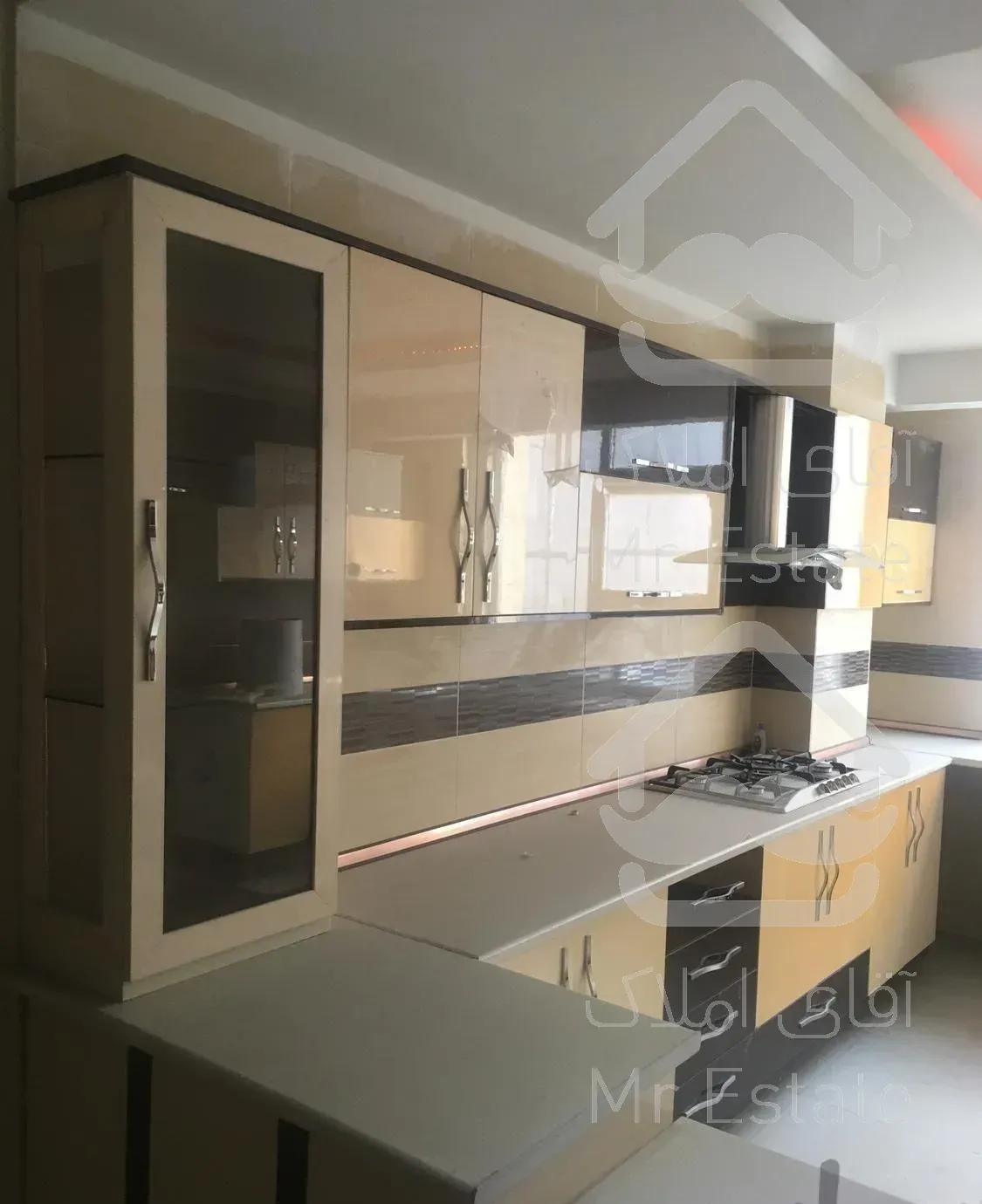 ۱۱۰ متر / دو خواب / گیشا /