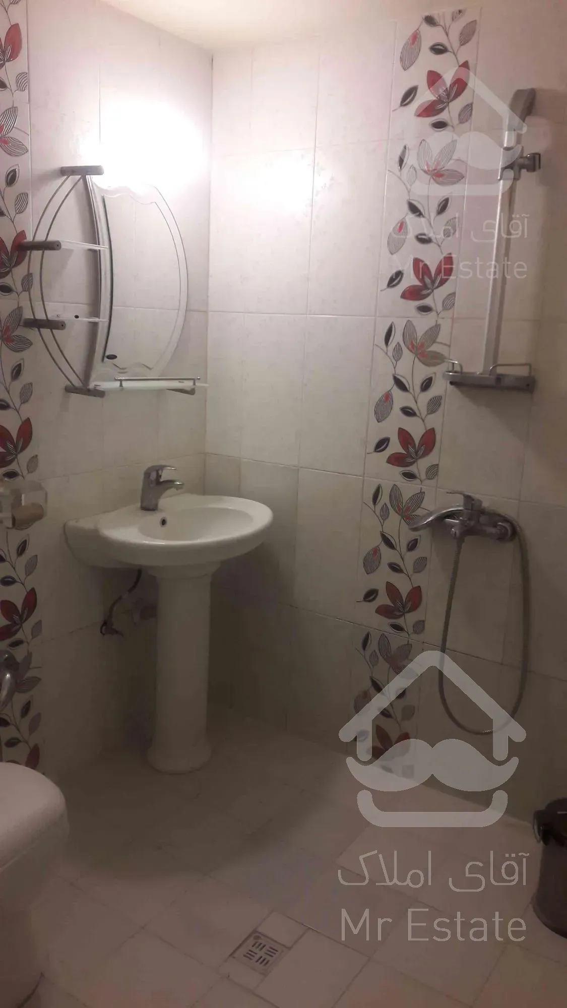 واحد اجاره ای ۱۴۷ متری ۳ خواب در فردوس شرق