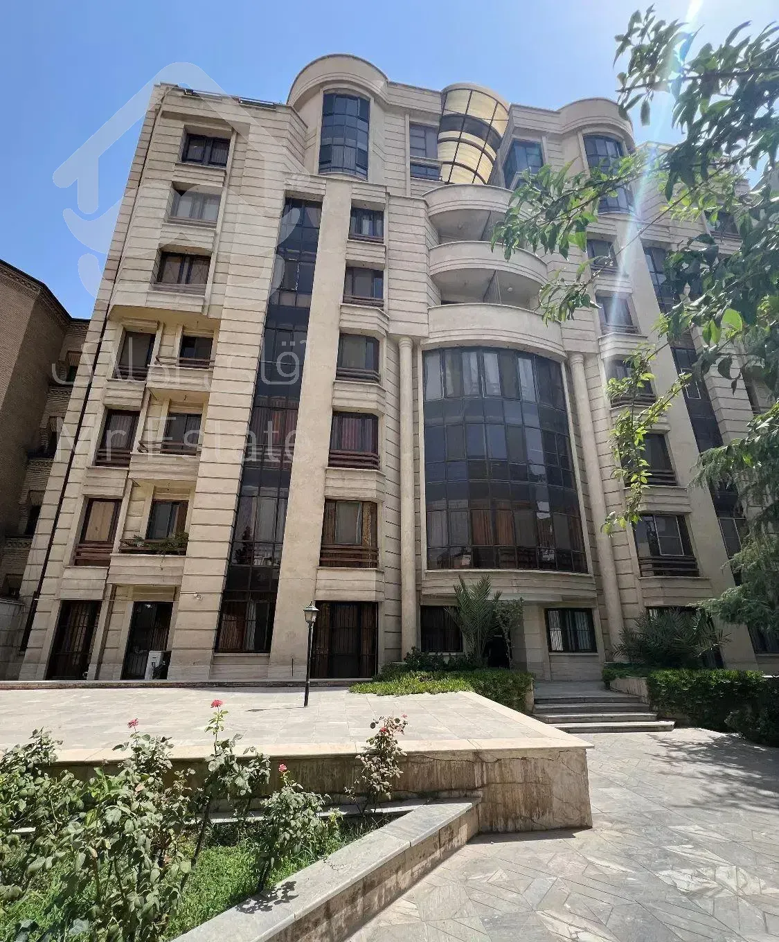 ونک ۷۵ متر مسکونی