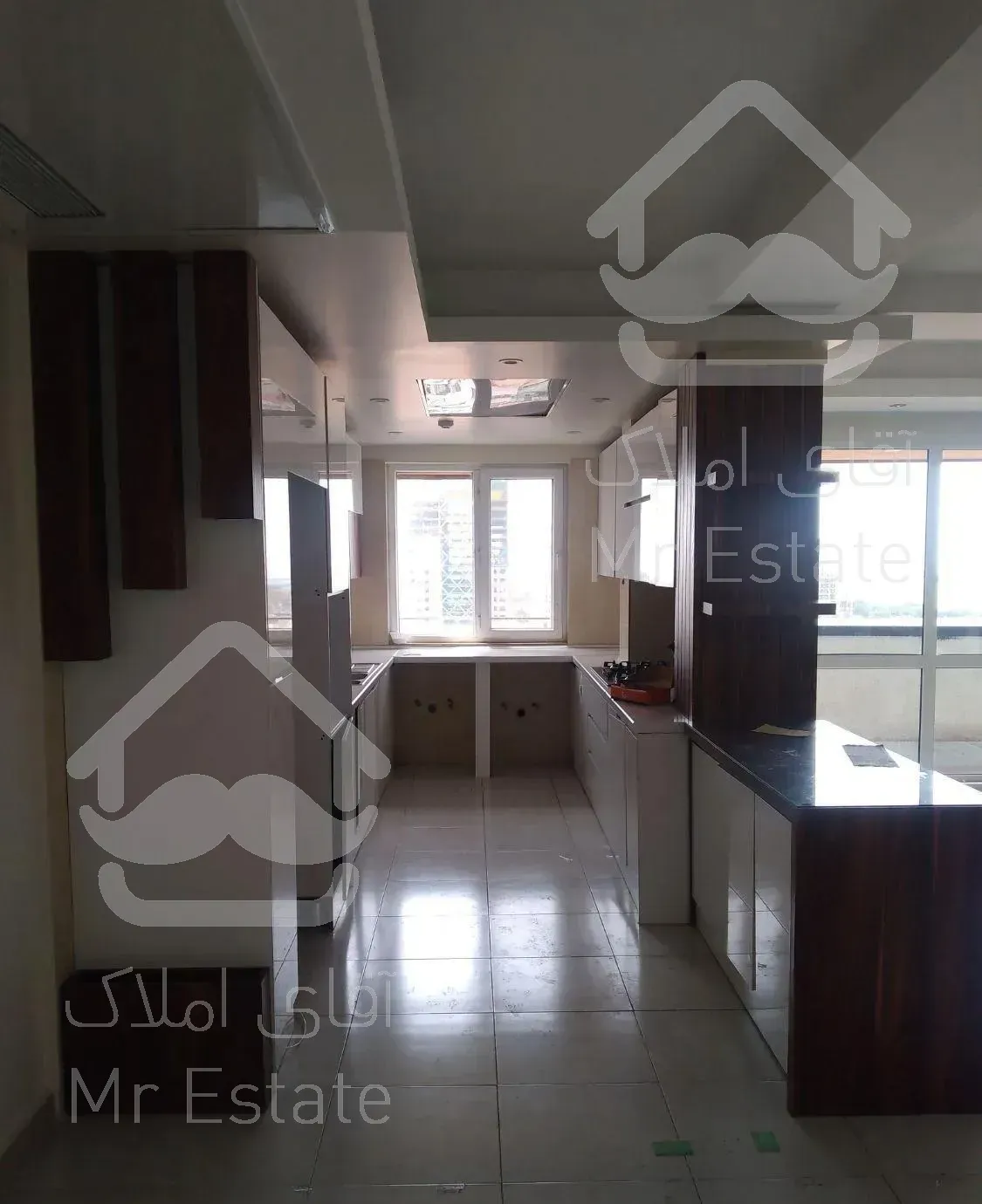 ۱۴۳متری برج کوهک چیتگر