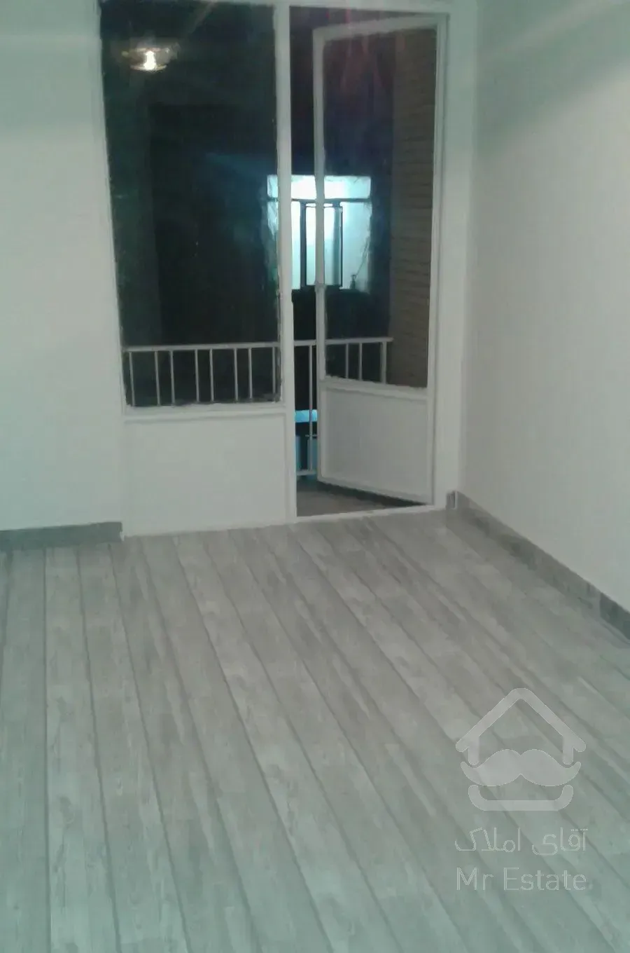 ۷۰ متری ۲ خواب بلوارابوذرپارکینگ دارقابل تبدیل