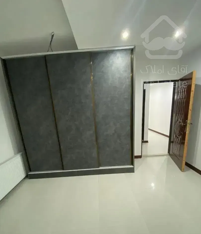 فروش فوری اپارتمان ۲۰۰ متری‌۲خواب‌فول فقط ۳/۵