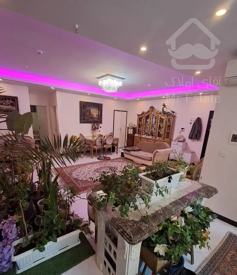 ۶۰ متر/دو خواب/آسانسور دار