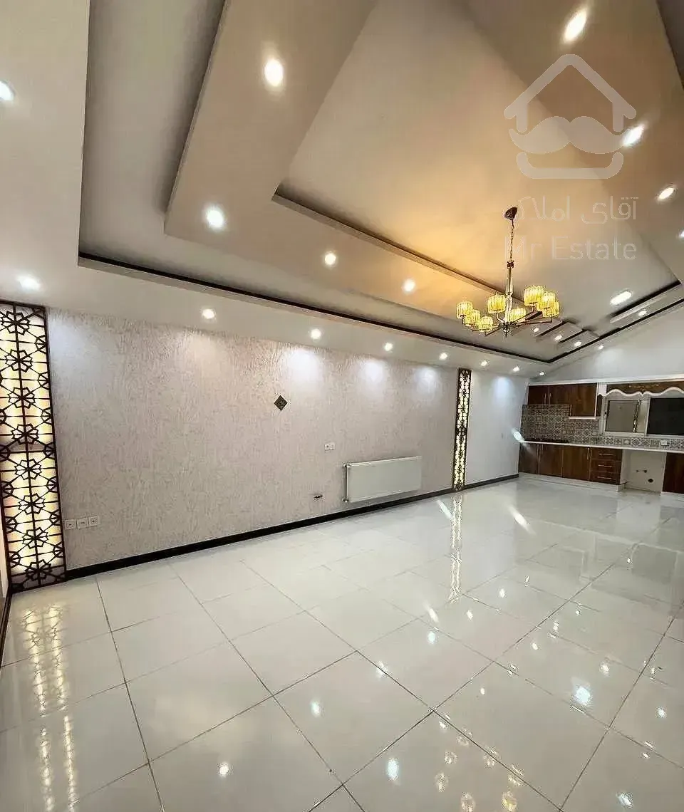 فروش ویلا نماسنگ رومی ۲۲۰متر سنددار شهرکی