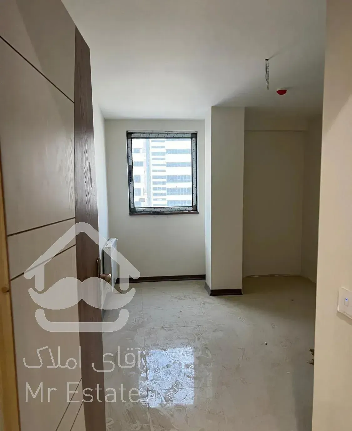 فروش واحد در خرازی بلوک‌های هوافضا با متریال