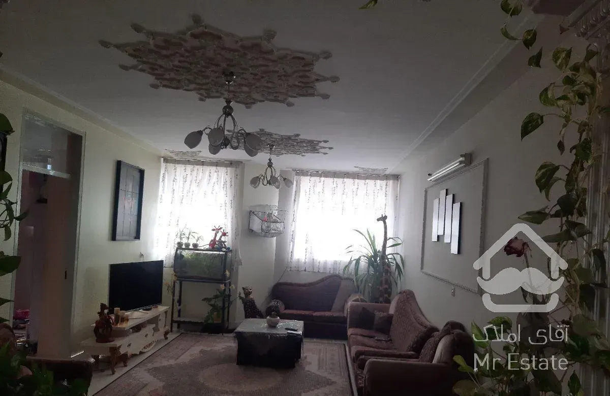 آپارتمان ۹۵ متری دو خواب ورودی مستقل