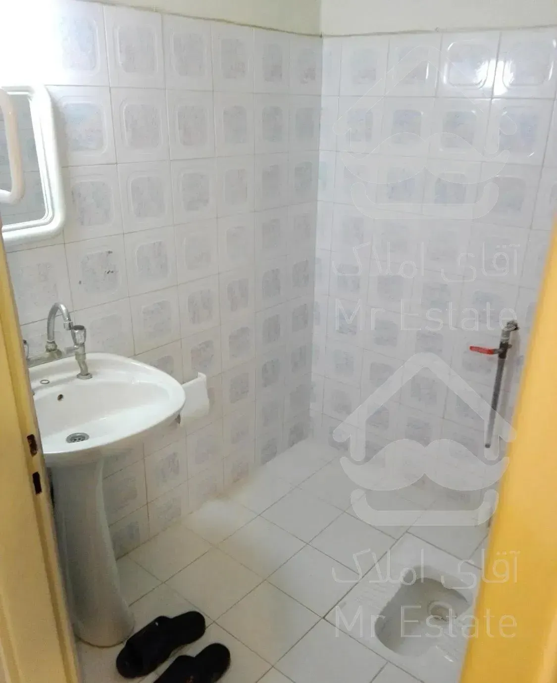 125 متر طبقه اول بلوار گلها