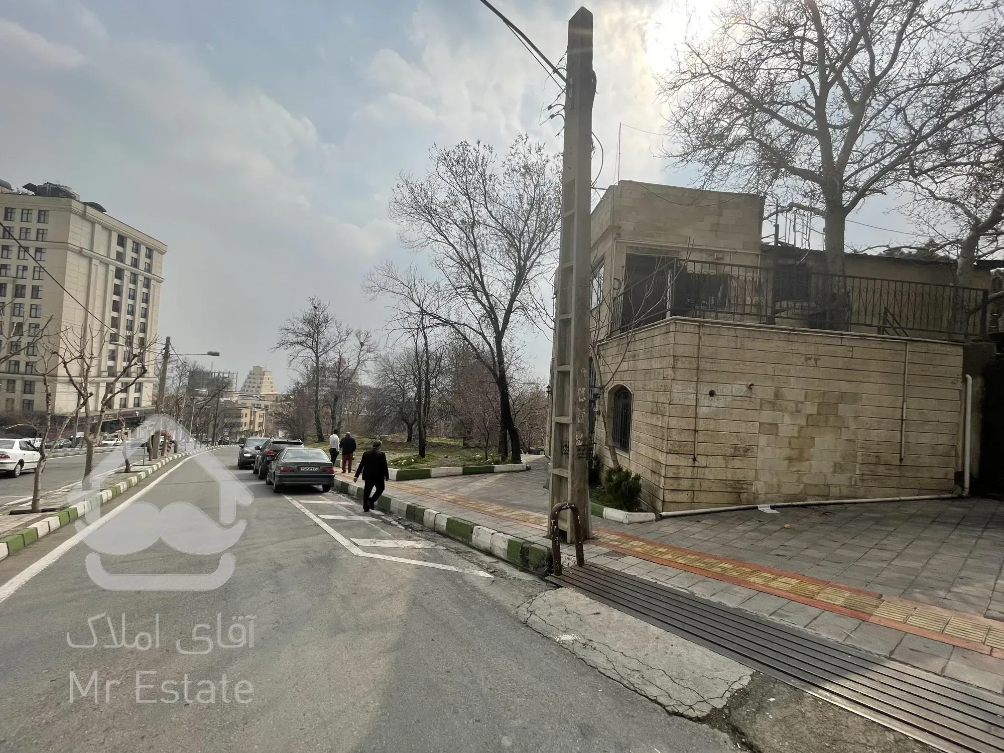 یه قطعه زمین ۲۵۶ متری حصارک