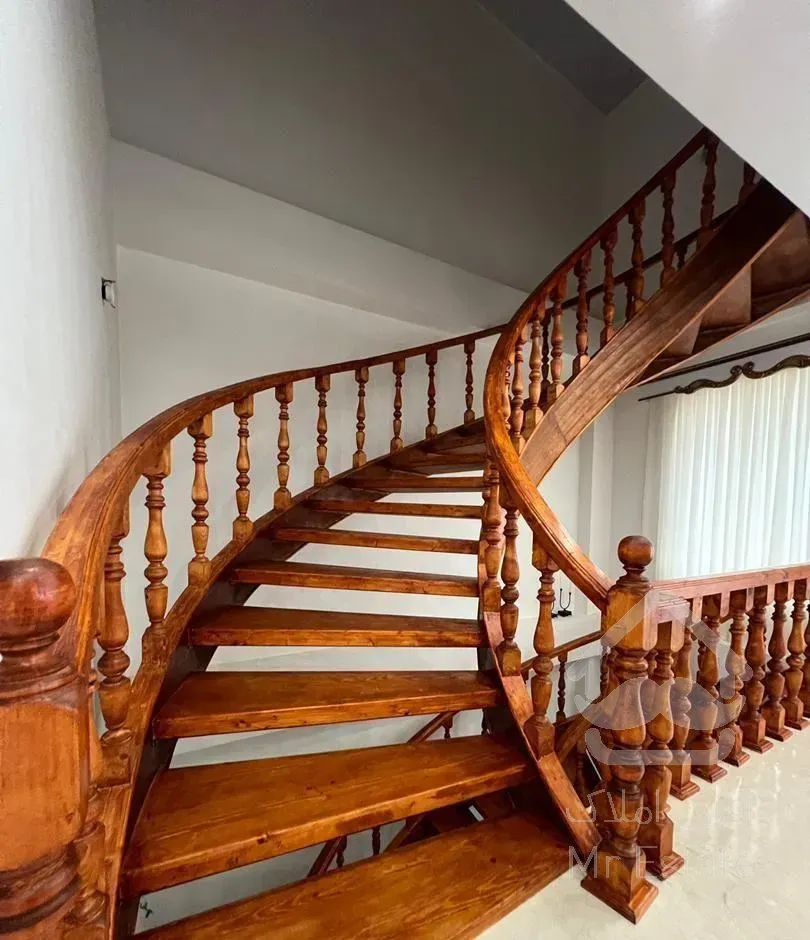 فروش خانه ویلایی ۴۲۰ متری ۳ خوابه گلستان