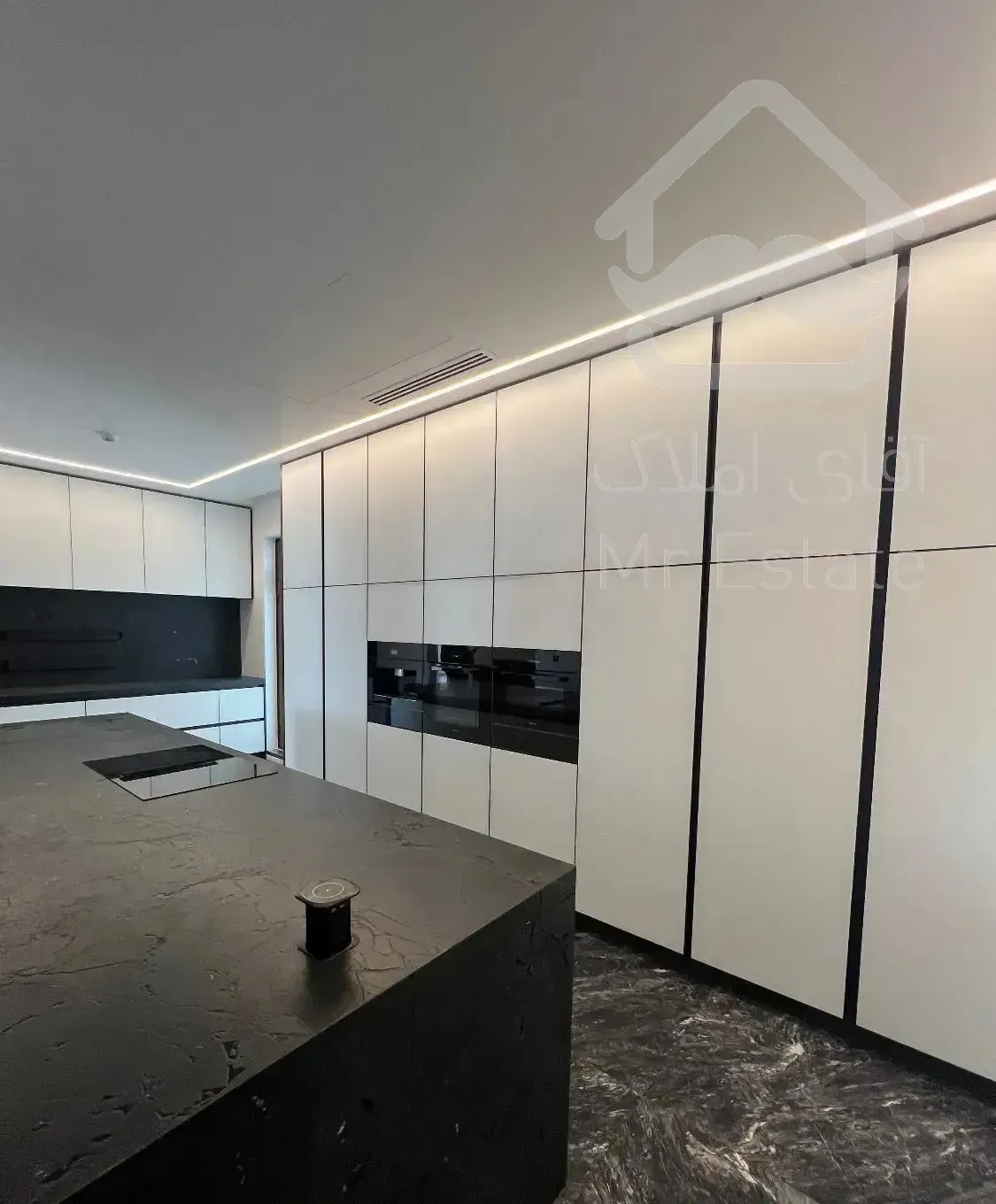 نیاوران/ ۲۸۰ متر / نوساز / ویو پانارومیک