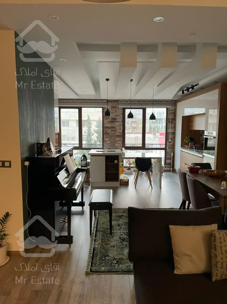 106متر فروش اروپایی ساز چشمه