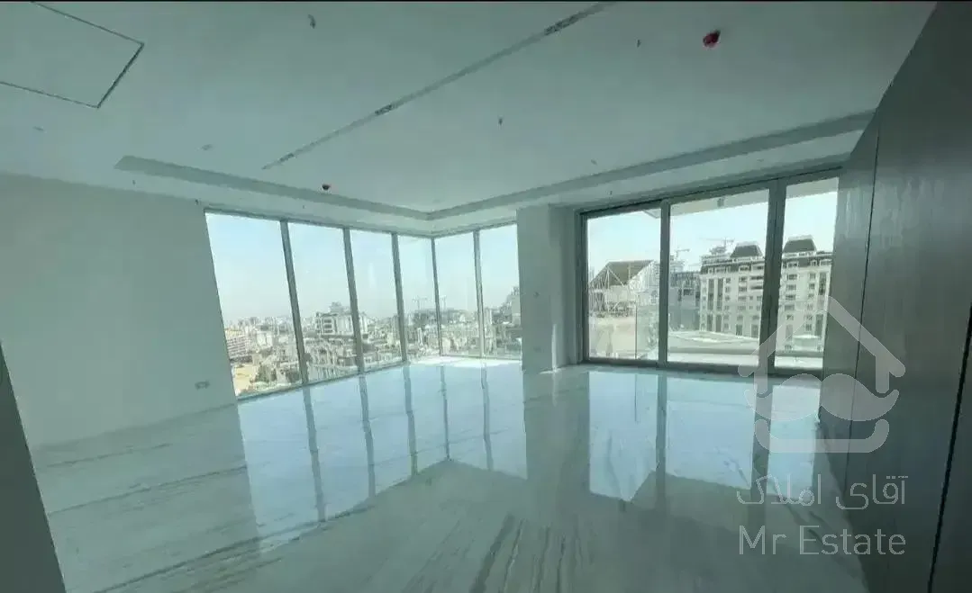 ۱۶۰متر  ،  ۳خواب  ،  بالای  میدان  کاج