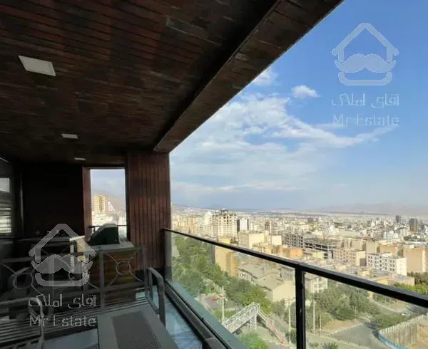 ۲۰۵ متر تراس قابل چیدمان ویودار