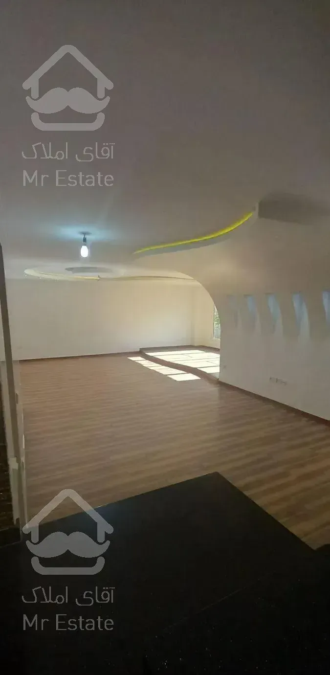 ۱۳۸متر  منطقه