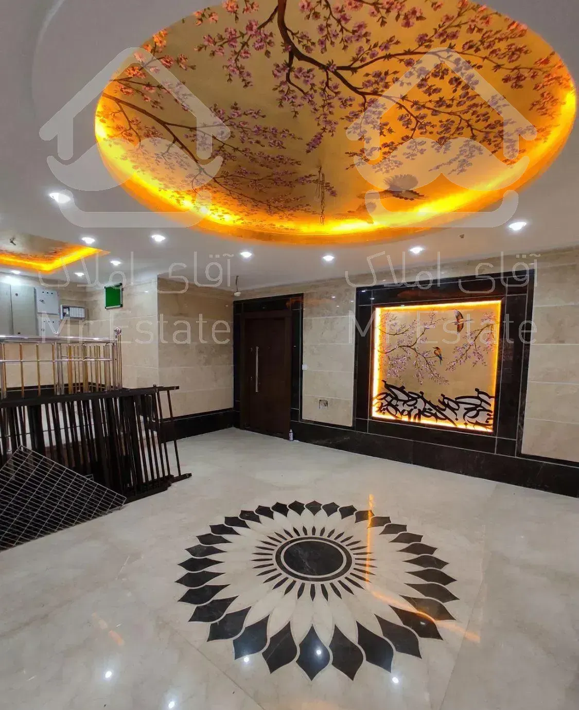 ونک ۱۱۰ متر ۲ خواب/ نوساز کلید نخورده/ طبقه آخر