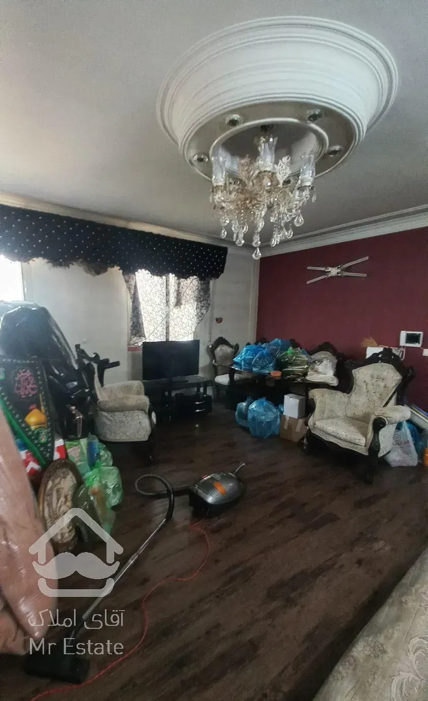 اپارتمان ۷۸ متری/۲ خواب/ پارکینگ دار