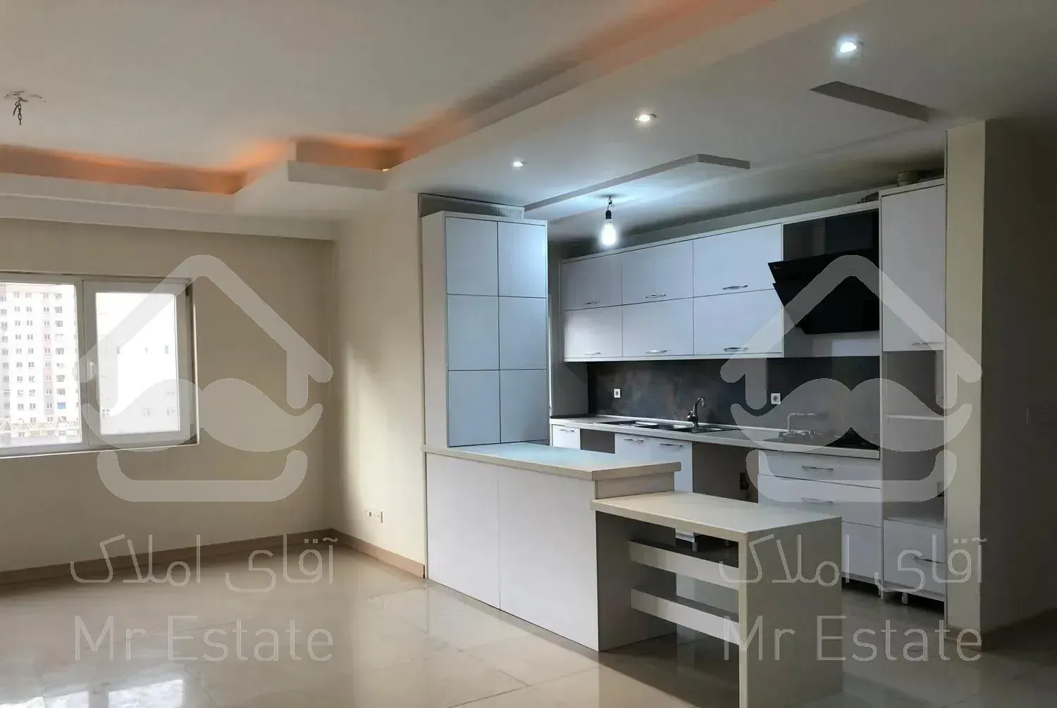 دریاچه چیتگر/برج ۱۲۵ متر/۳خوابه