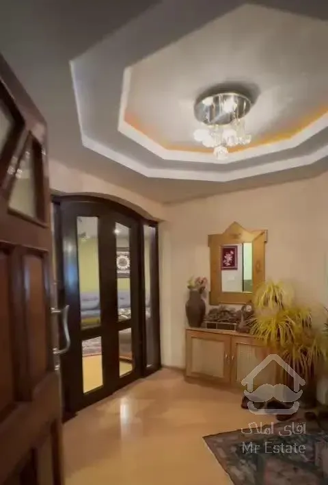 فروش آپارتمان ۲۳۰ متری ۴ خواب ۲ پارکینگ