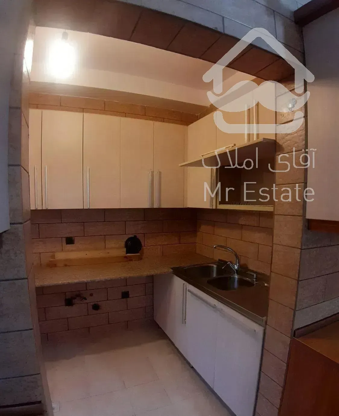 آپارتمان 170 متر  قارن