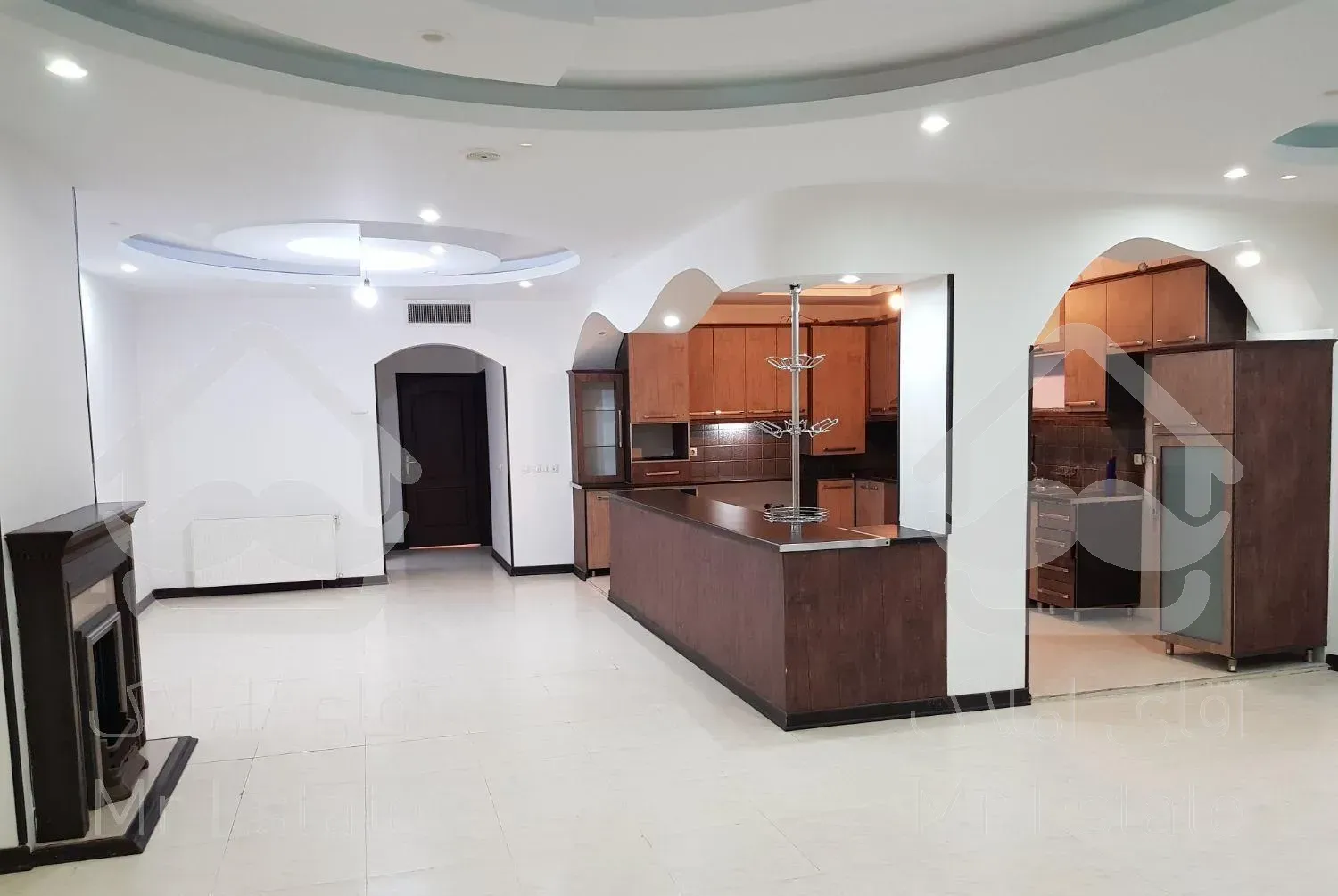 اپارتمان،۱۴۰ متر،تعداد اتاق۲ خواب