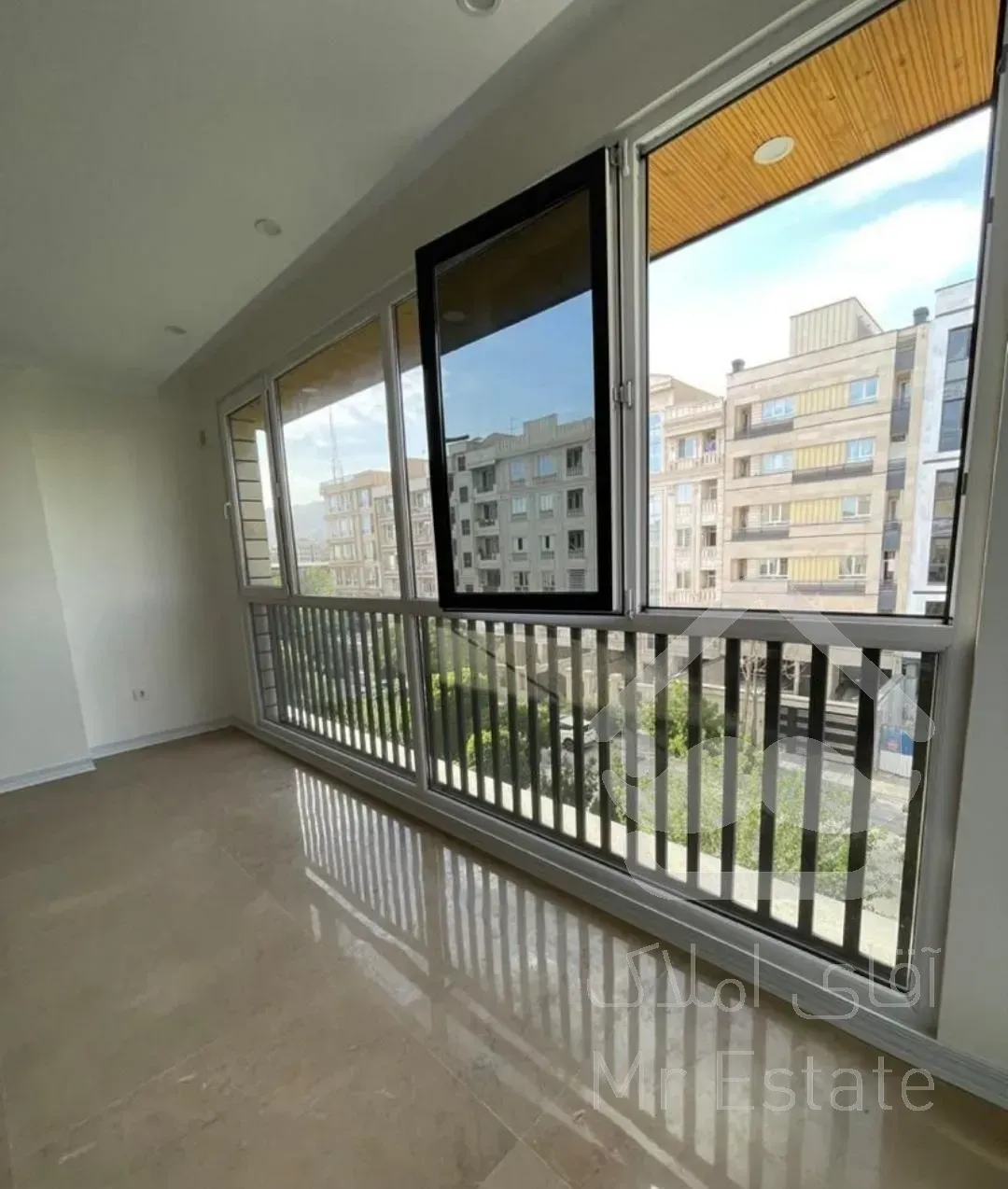 75 متر فول/ تک واحدی/ 10 ساله