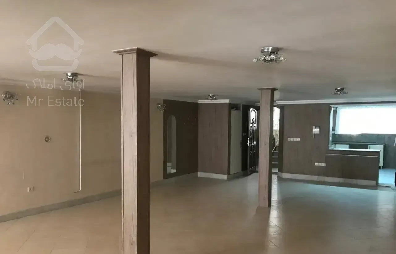 ۱۵۰ متری ۳ خواب بازسازی شده در ملک ویلایی