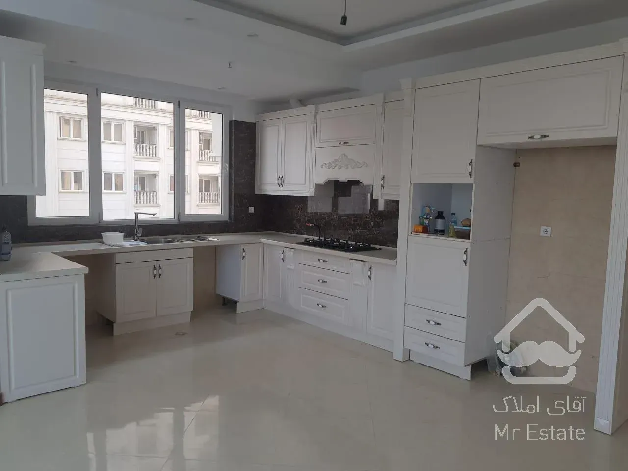 ۱۱۴ متر ویو ابدی دوبر نورگیر خوش نقشه