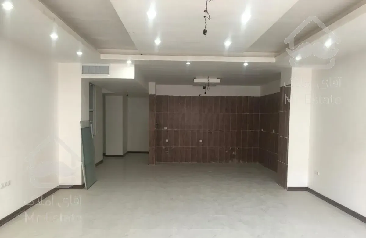 فروش آپارتمان سه خوابه بلوار اِرَم زنبق