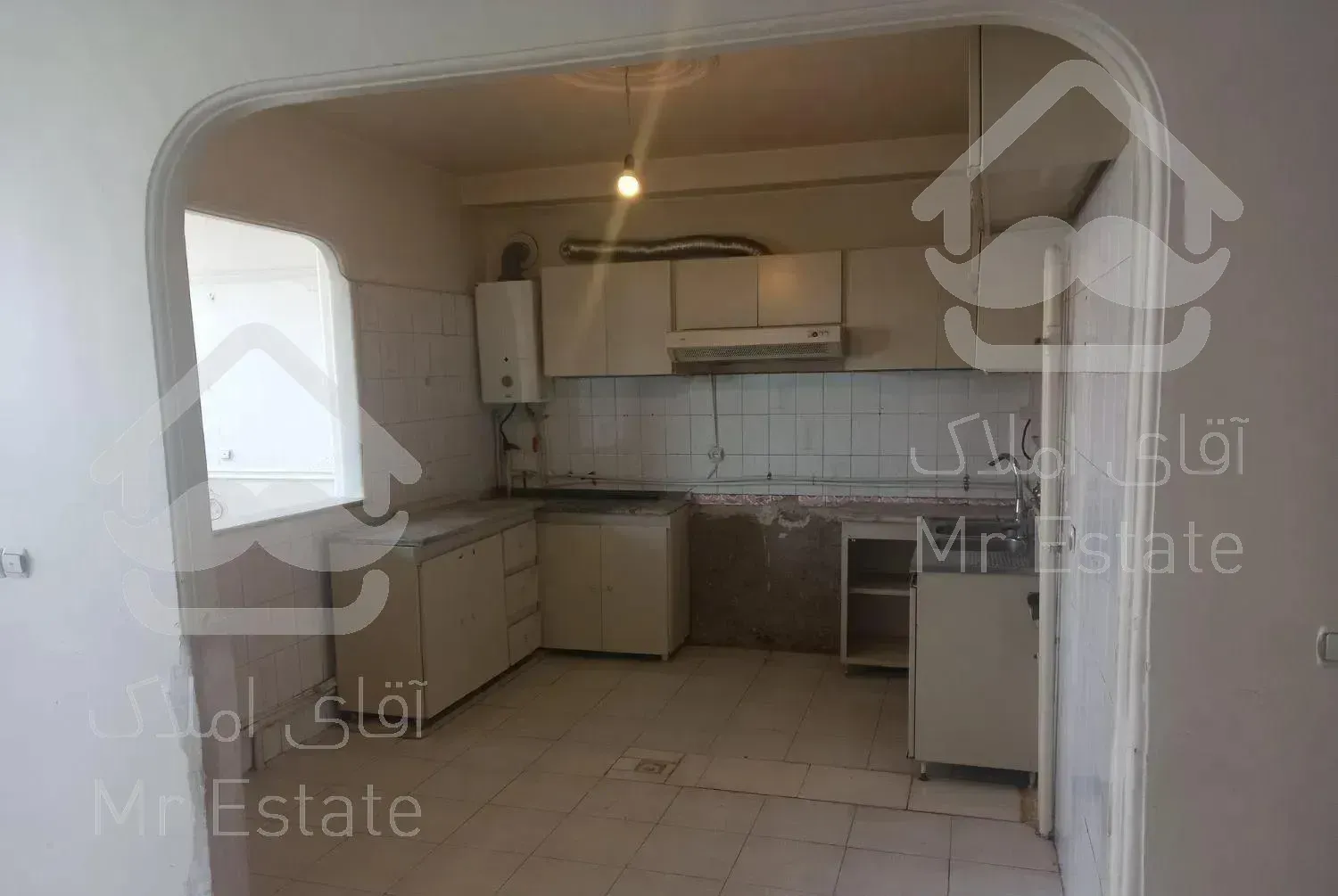 اجاره ۹۰ متری ۲خواب پارکینگ اصلی