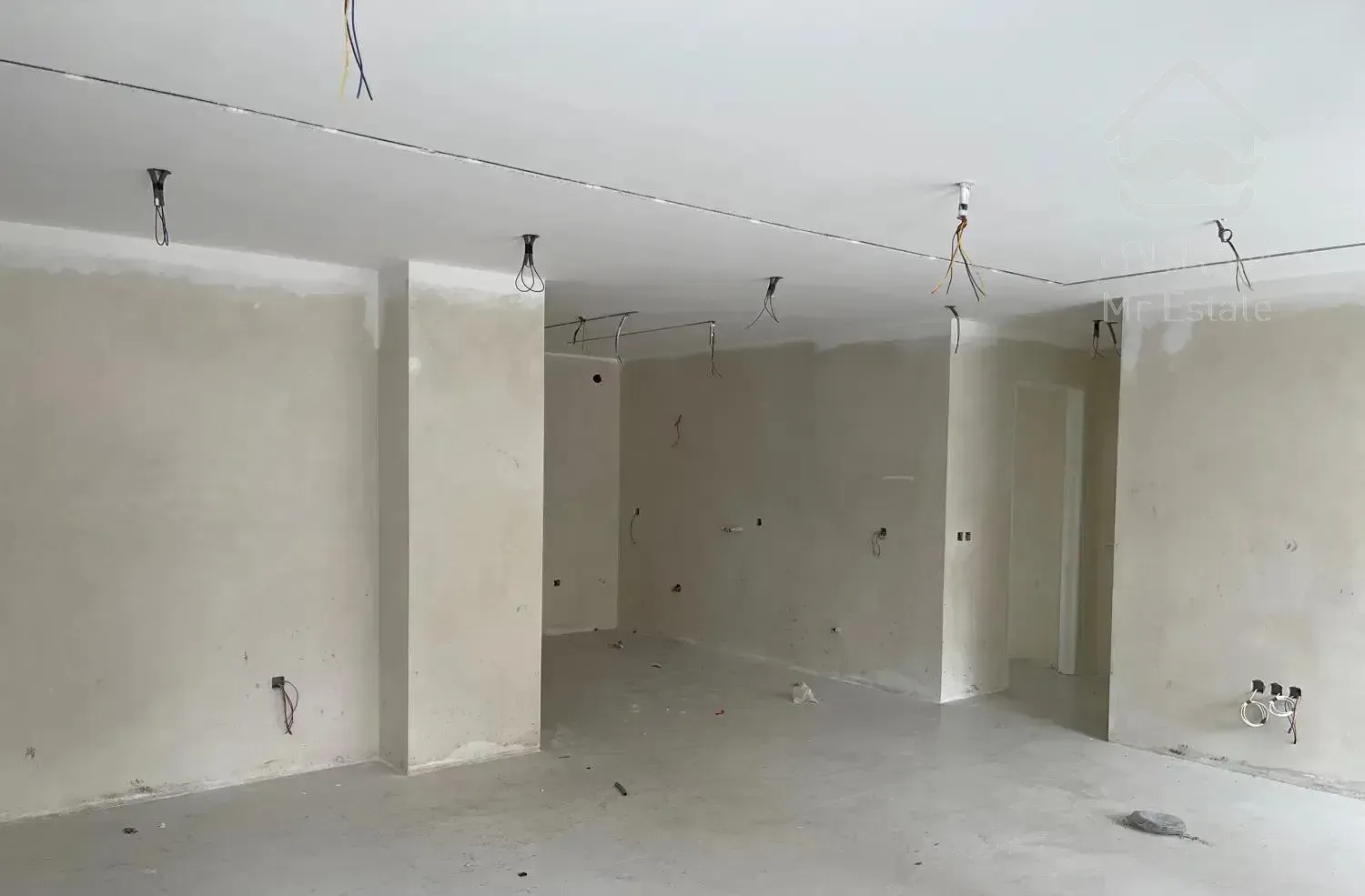 آپارتمان ۱۲۰ متری خوش نقشه در رادیودریا