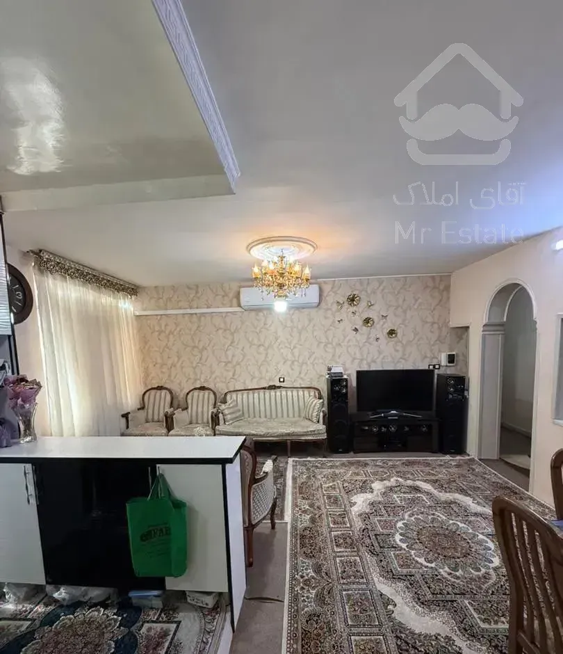 ۶۷ متر/ دوخواب/ط اول/با پارکینگ/آکواریوم