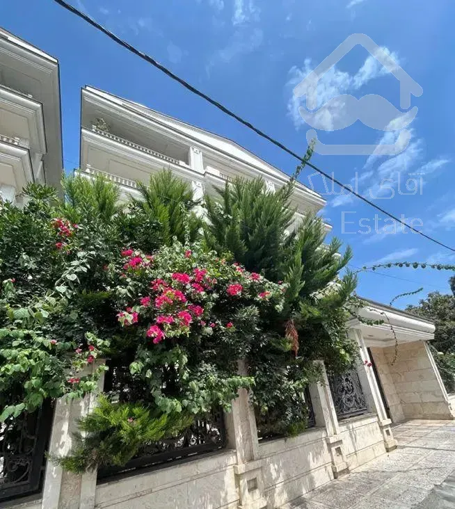 رهن‌واجاره آپارتمان برند ۱۲۸متری۲خوابه(خیابان آرا)